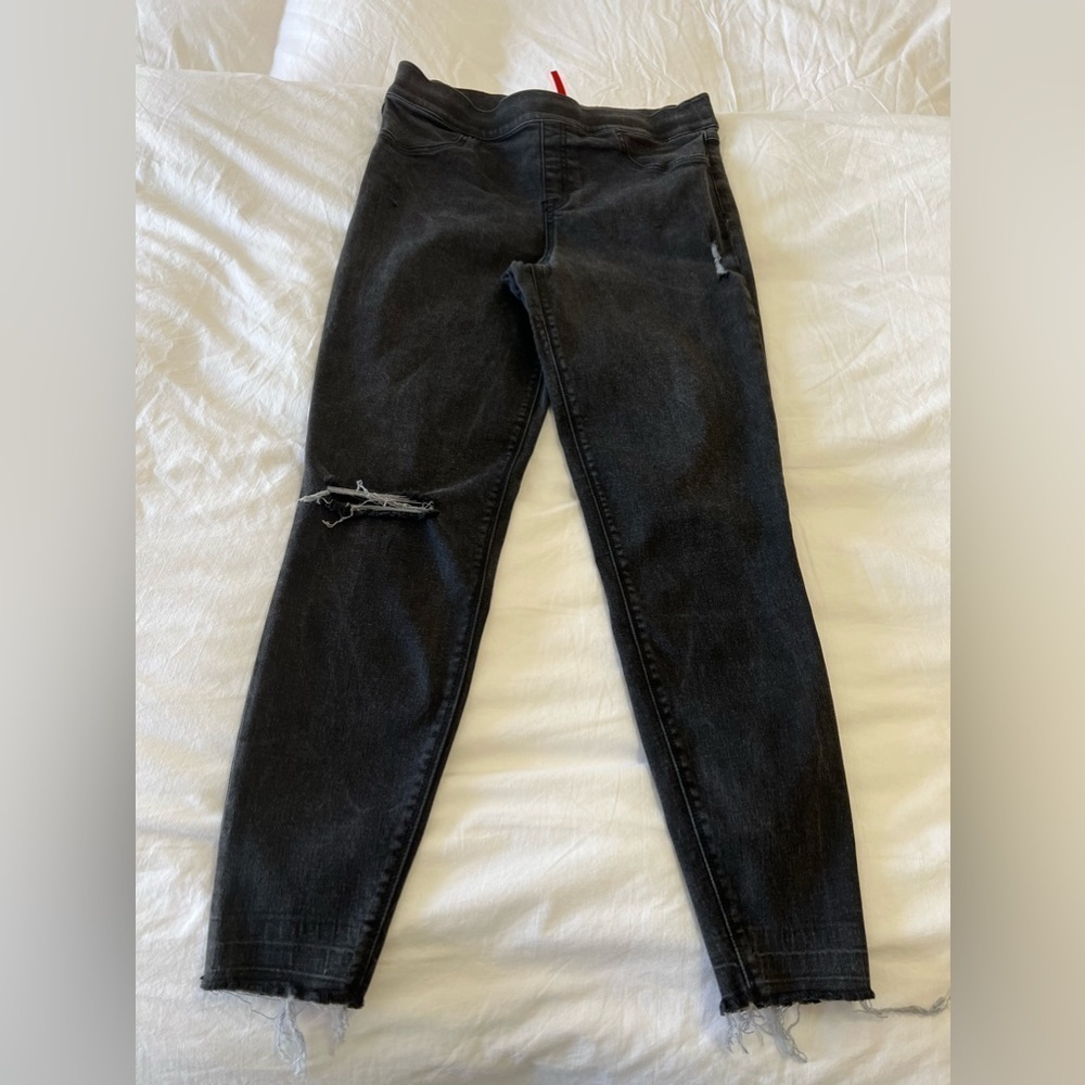 Spanx | Distressed Black Ankle Skinny Jeans Size Large